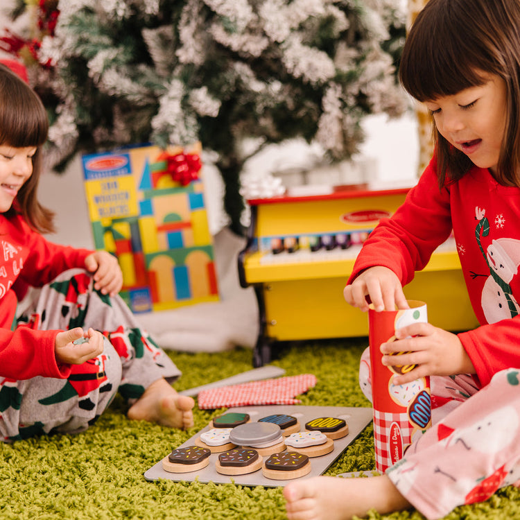 Melissa & Doug Food is Love Making Memories with Pretend Play Fun blog post kids playing at Christmas